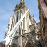 bretagne nacelle location 60 metres cathedrale quimper finistere